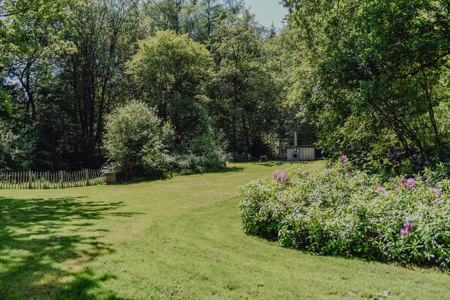 Weitläufiger Park